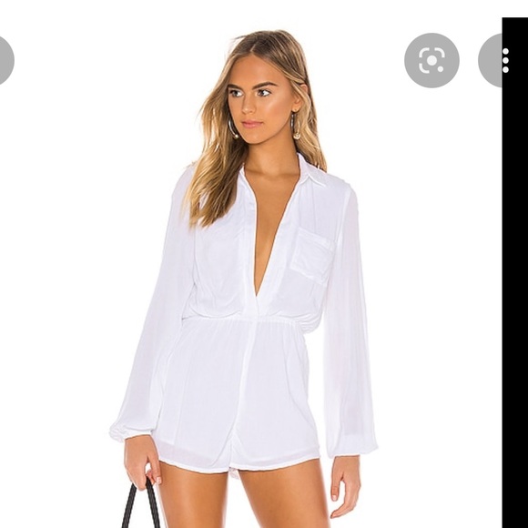 superdown Other - Tracie Collared Romper in White